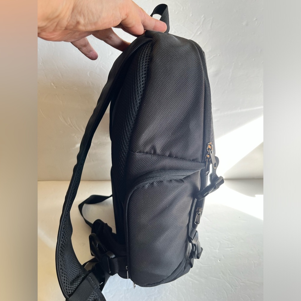 MOSISO Camera sling bag - Picture 3 of 11